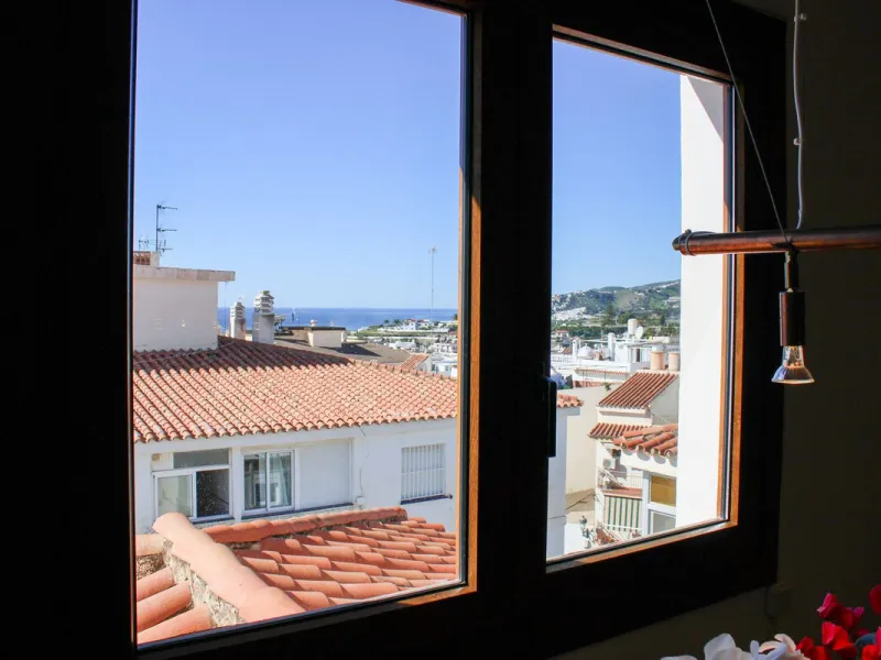 Exclusive penthouse in the heart of Nerja, spectacular sea views with both sunrise and sunset from the terraces.