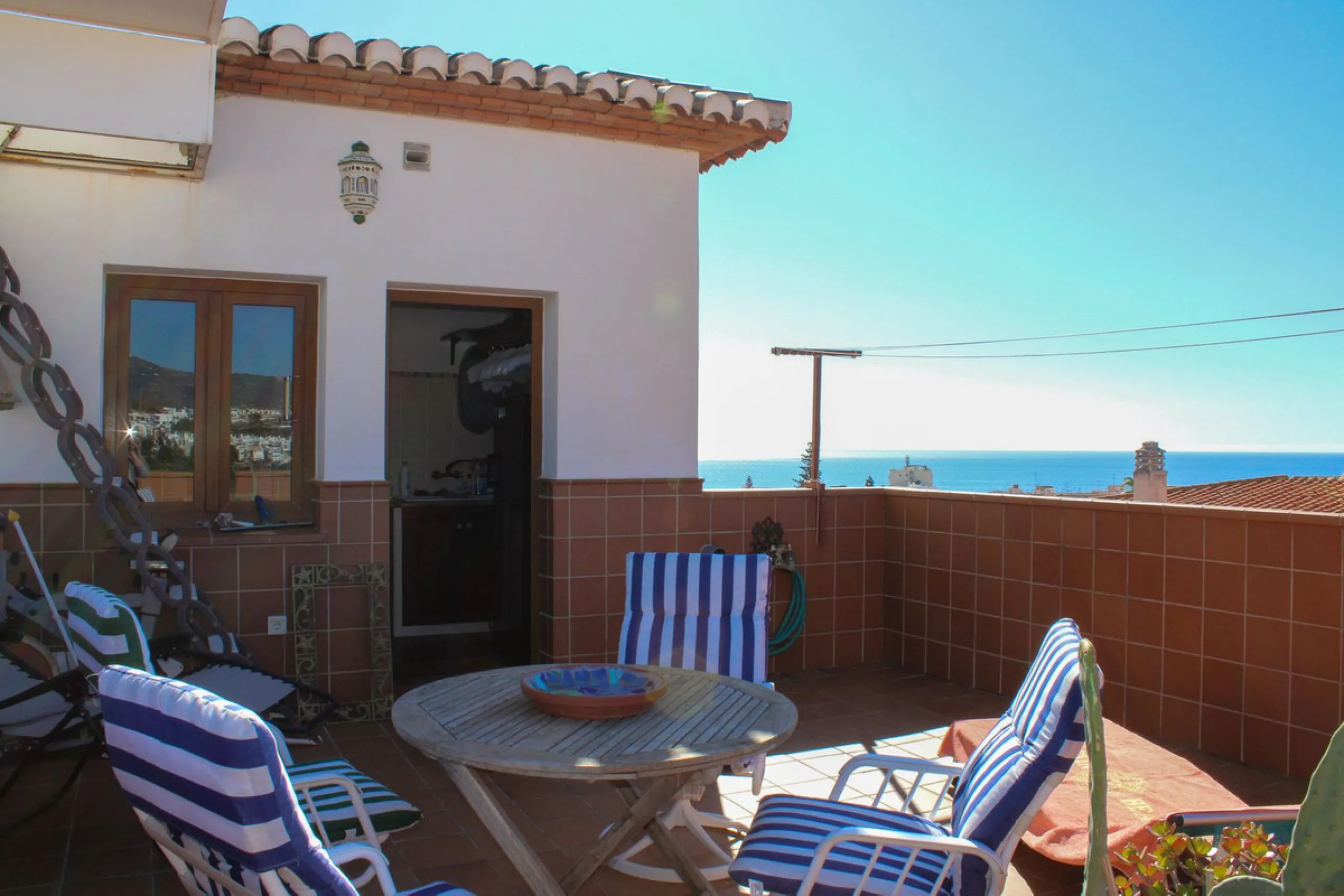 Exclusive penthouse in the heart of Nerja, spectacular sea views with both sunrise and sunset from the terraces.