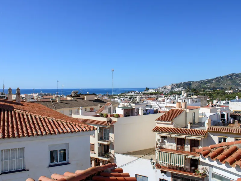 Exclusive penthouse in the heart of Nerja, spectacular sea views with both sunrise and sunset from the terraces.