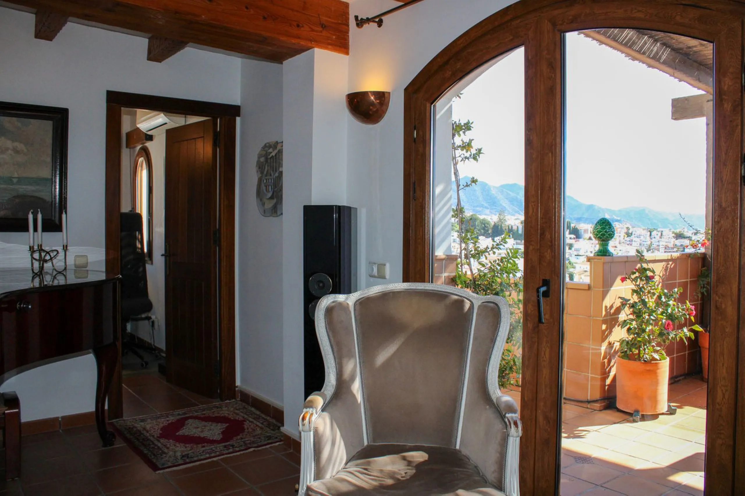 Exclusive penthouse in the heart of Nerja, spectacular sea views with both sunrise and sunset from the terraces.