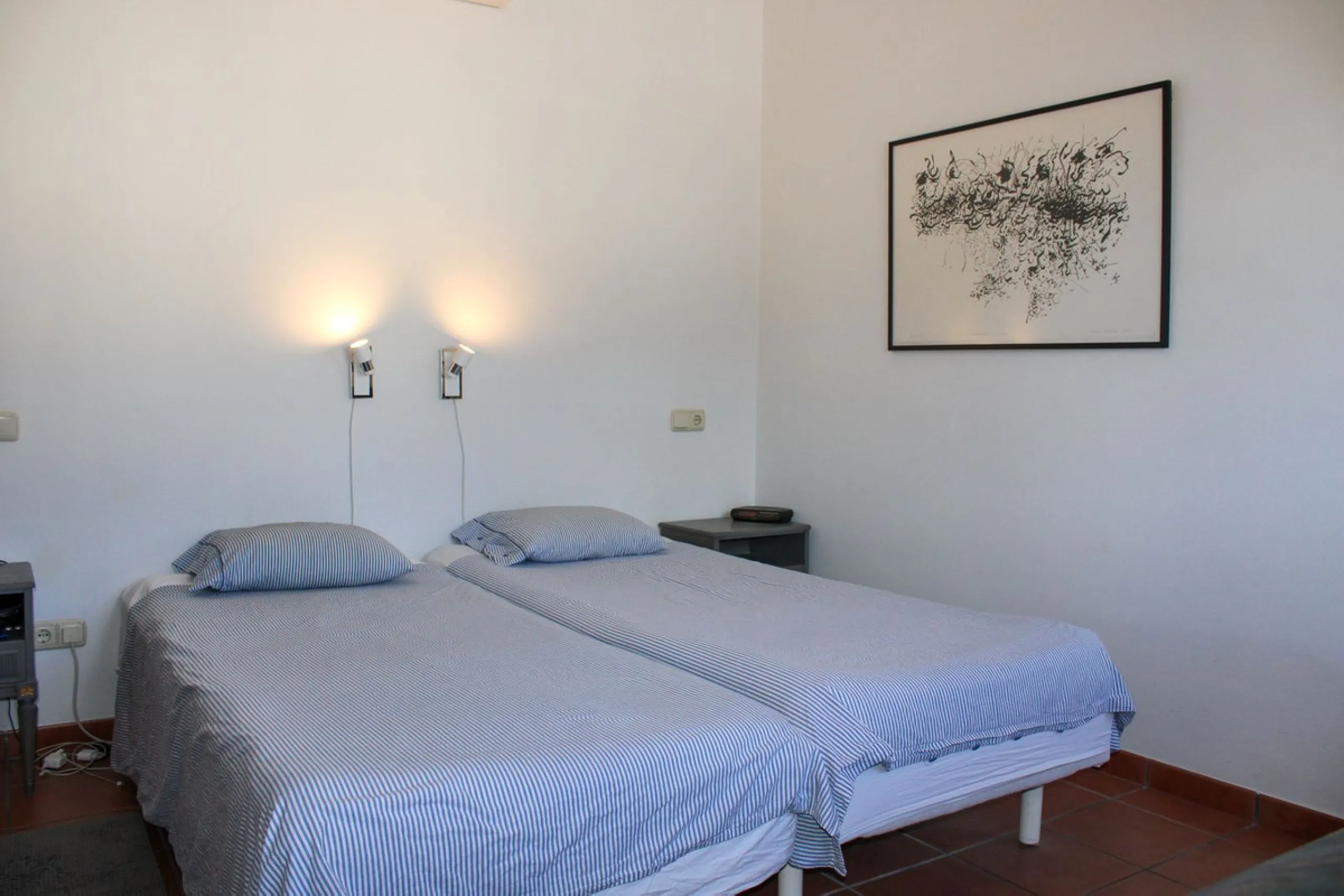 Exclusive penthouse in the heart of Nerja, spectacular sea views with both sunrise and sunset from the terraces.