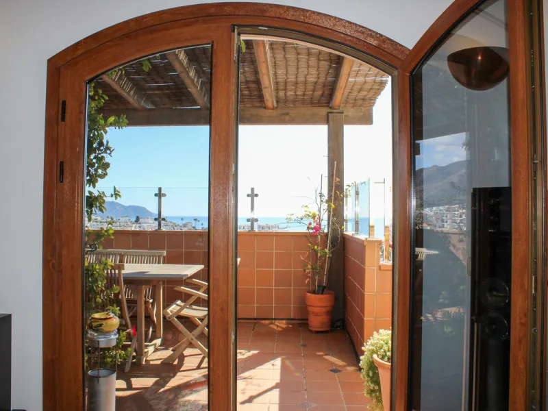 Exclusive penthouse in the heart of Nerja, spectacular sea views with both sunrise and sunset from the terraces.
