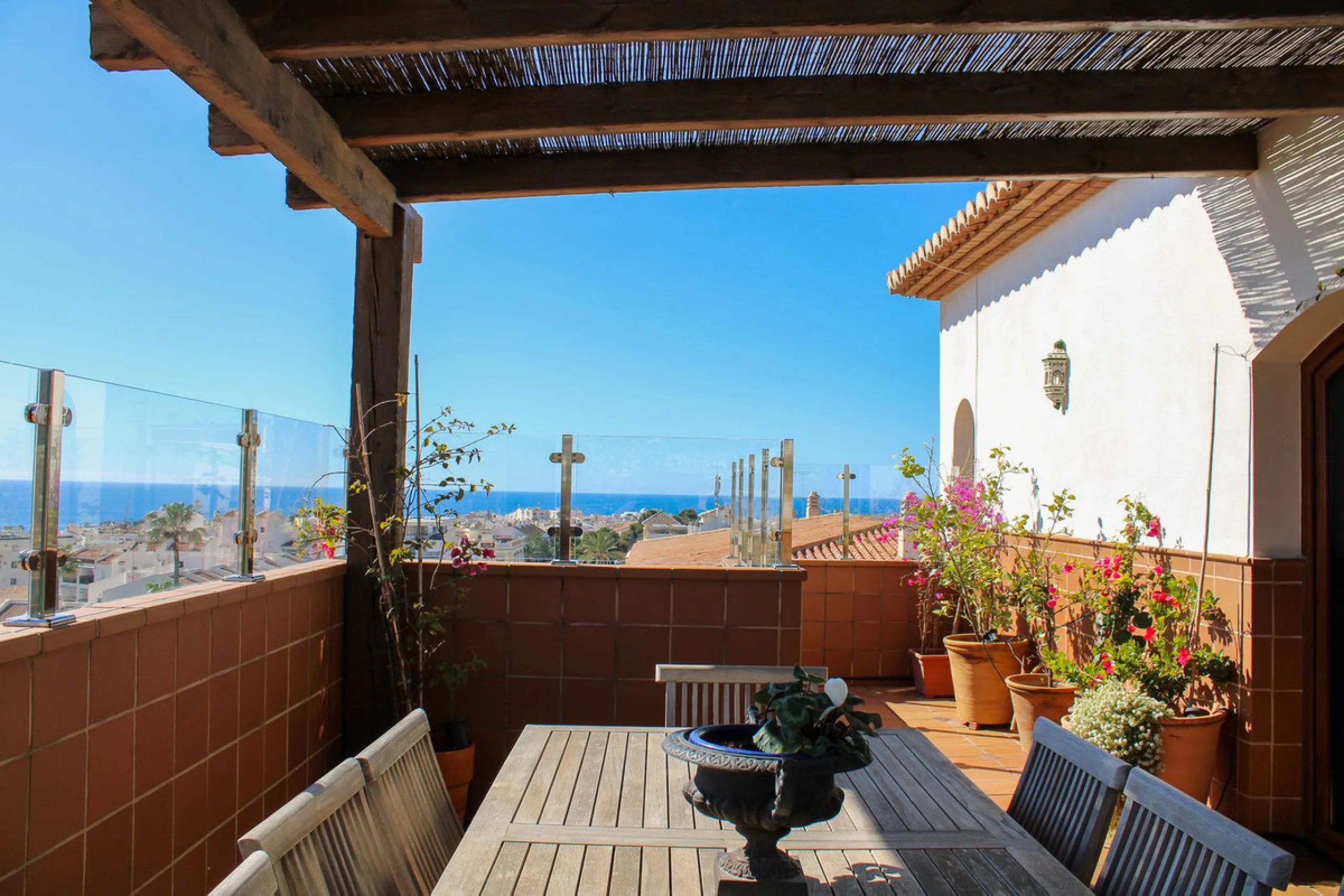 Exclusive penthouse in the heart of Nerja, spectacular sea views with both sunrise and sunset from the terraces.