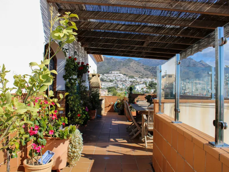 Exclusive penthouse in the heart of Nerja, spectacular sea views with both sunrise and sunset from the terraces.