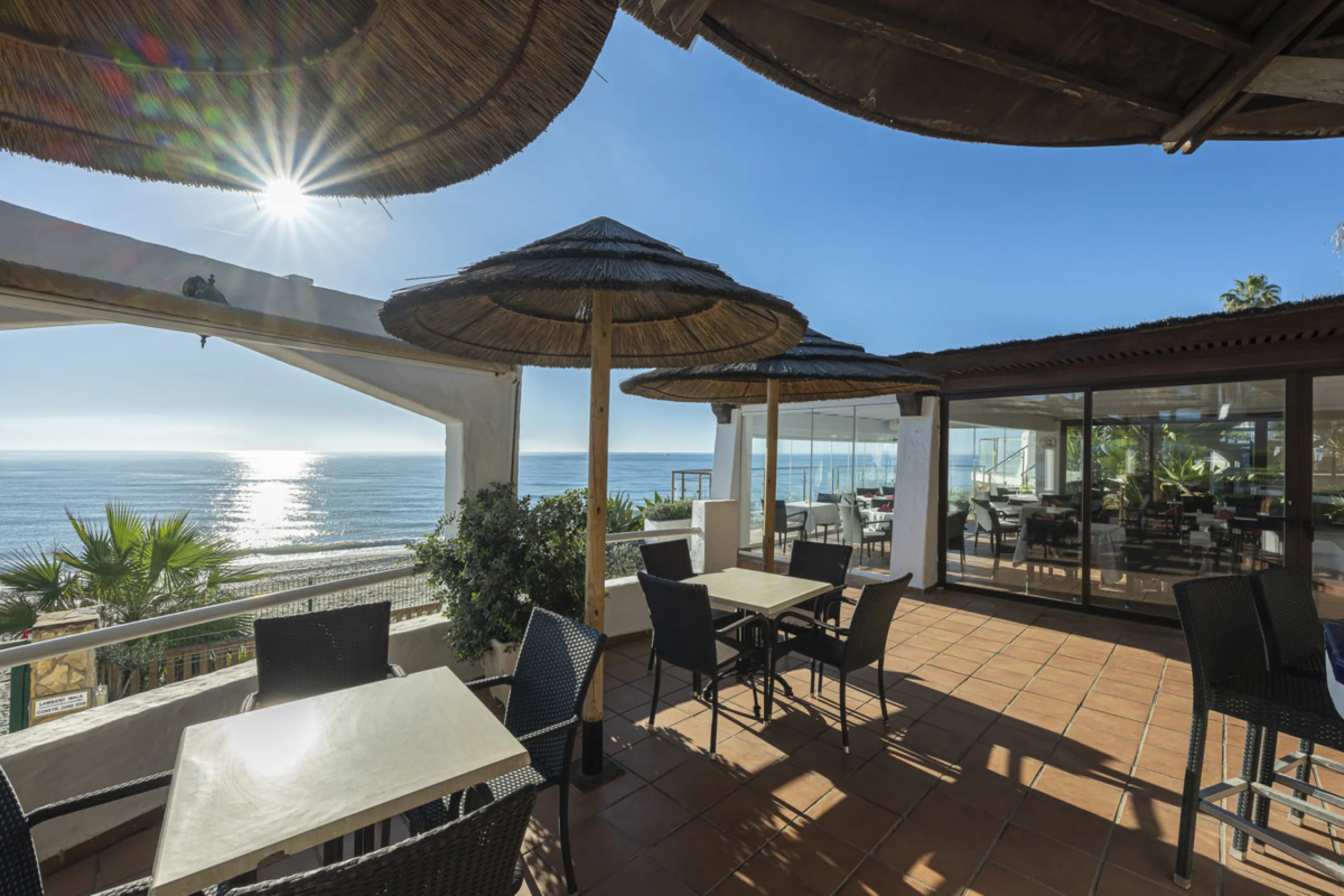 Apartment - Penthouse Duplex в продаже в Estepona, Málaga. В доме 3 спален и 4 ванных комнат. Площадь дома 270 м²