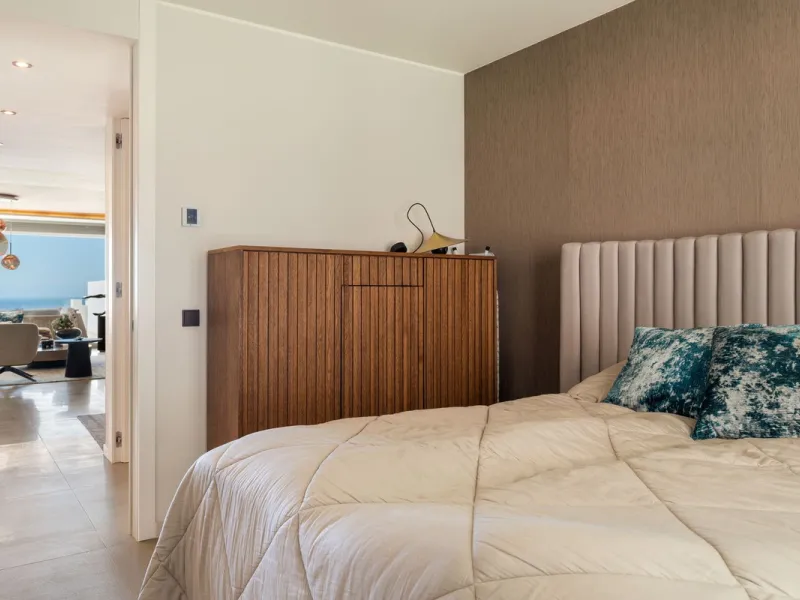 This stunning 2-bedroom, 2-bathroom penthouse is located in the newly built luxury complex, Nine Lions Residences. Set within an exclusive gated community, the apartment offers breathtaking panoramic views of the Mediterranean Sea. Designed for modern com