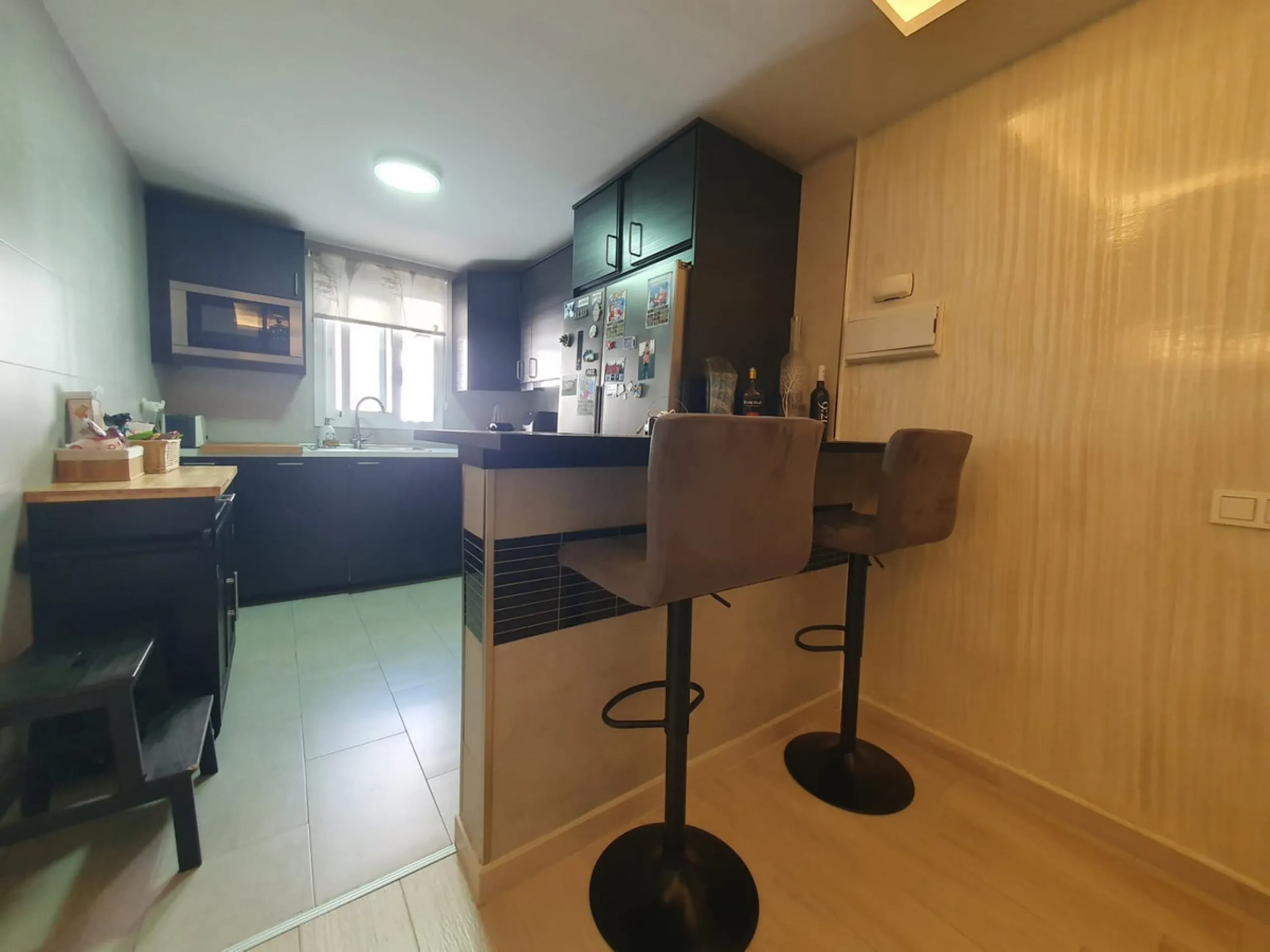 First floor NO lift. Just reduced from 489.000 to 458.000 for a quick sale.