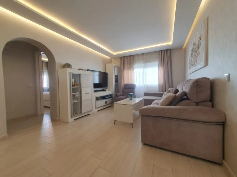First floor NO lift. Just reduced from 489.000 to 458.000 for a quick sale.