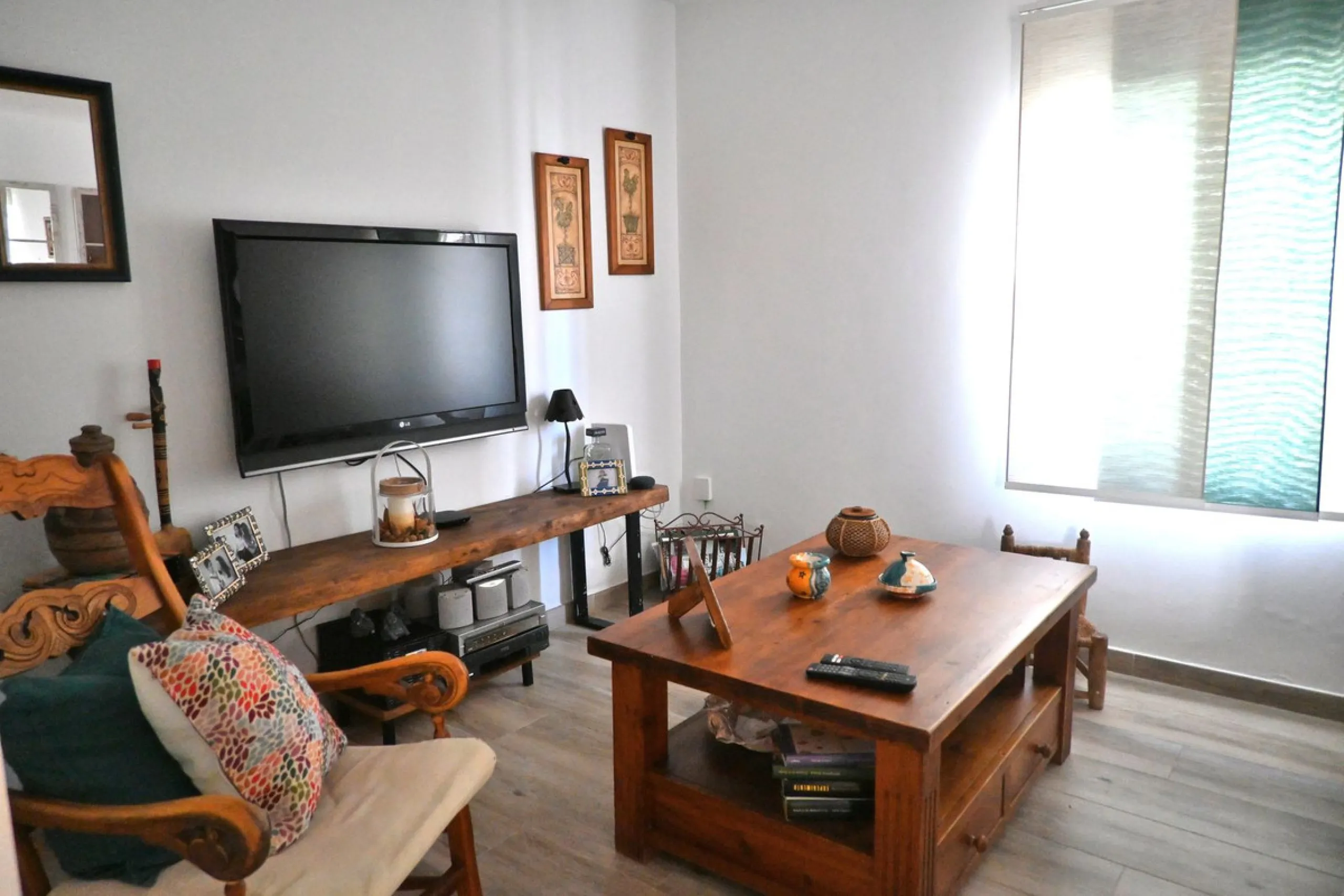 This fantastic home in Mijas is perfect for those seeking comfort and tranquility while staying close to all essential services. It is a recently renovated ground-floor property, ready to move into, with modern, high-quality finishes.