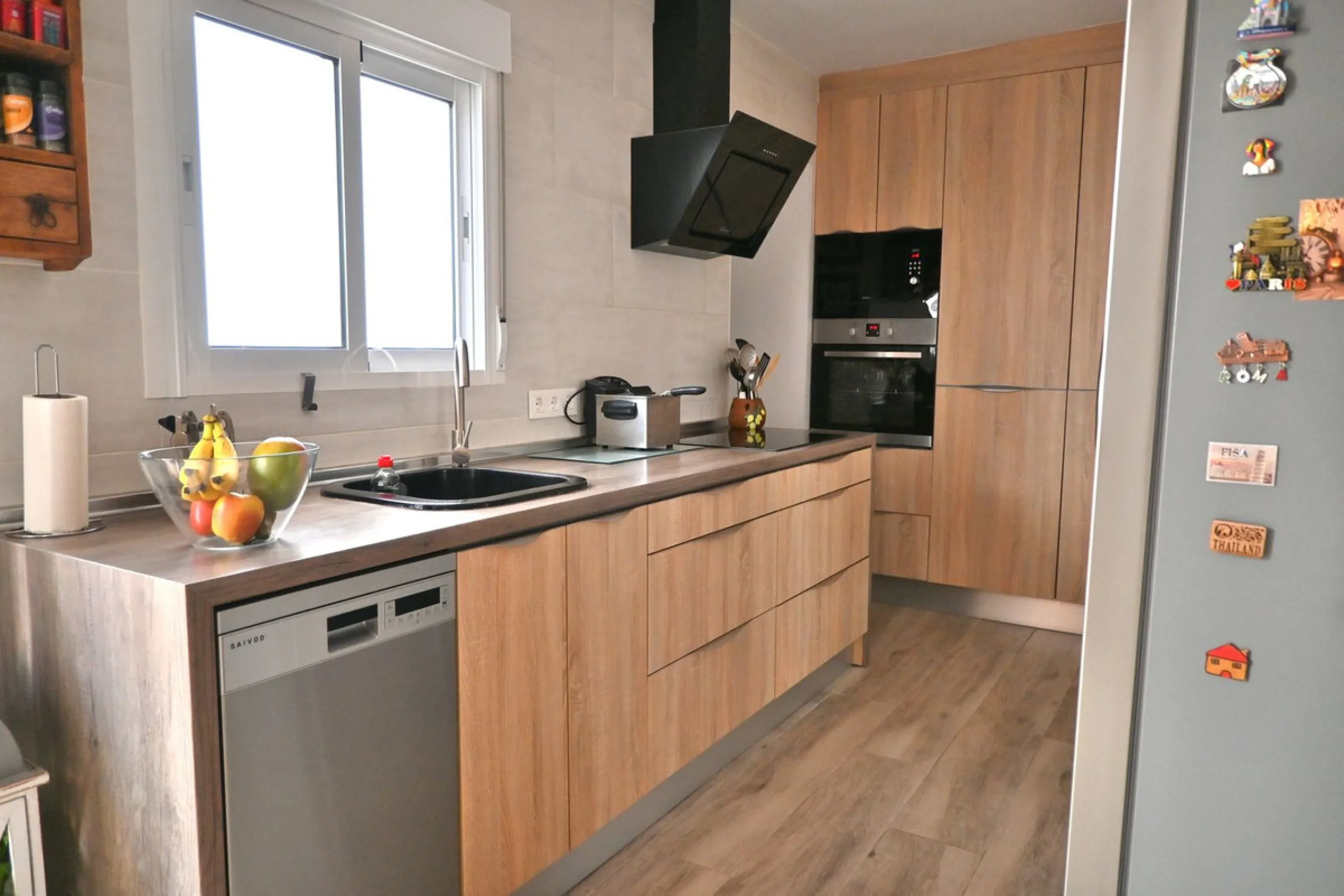 This fantastic home in Mijas is perfect for those seeking comfort and tranquility while staying close to all essential services. It is a recently renovated ground-floor property, ready to move into, with modern, high-quality finishes.