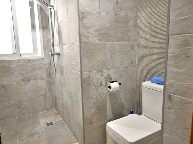 This fantastic home in Mijas is perfect for those seeking comfort and tranquility while staying close to all essential services. It is a recently renovated ground-floor property, ready to move into, with modern, high-quality finishes.