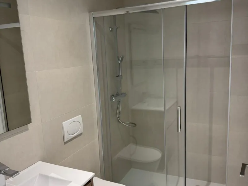 Brand new apartment with sea view in El Higueron.