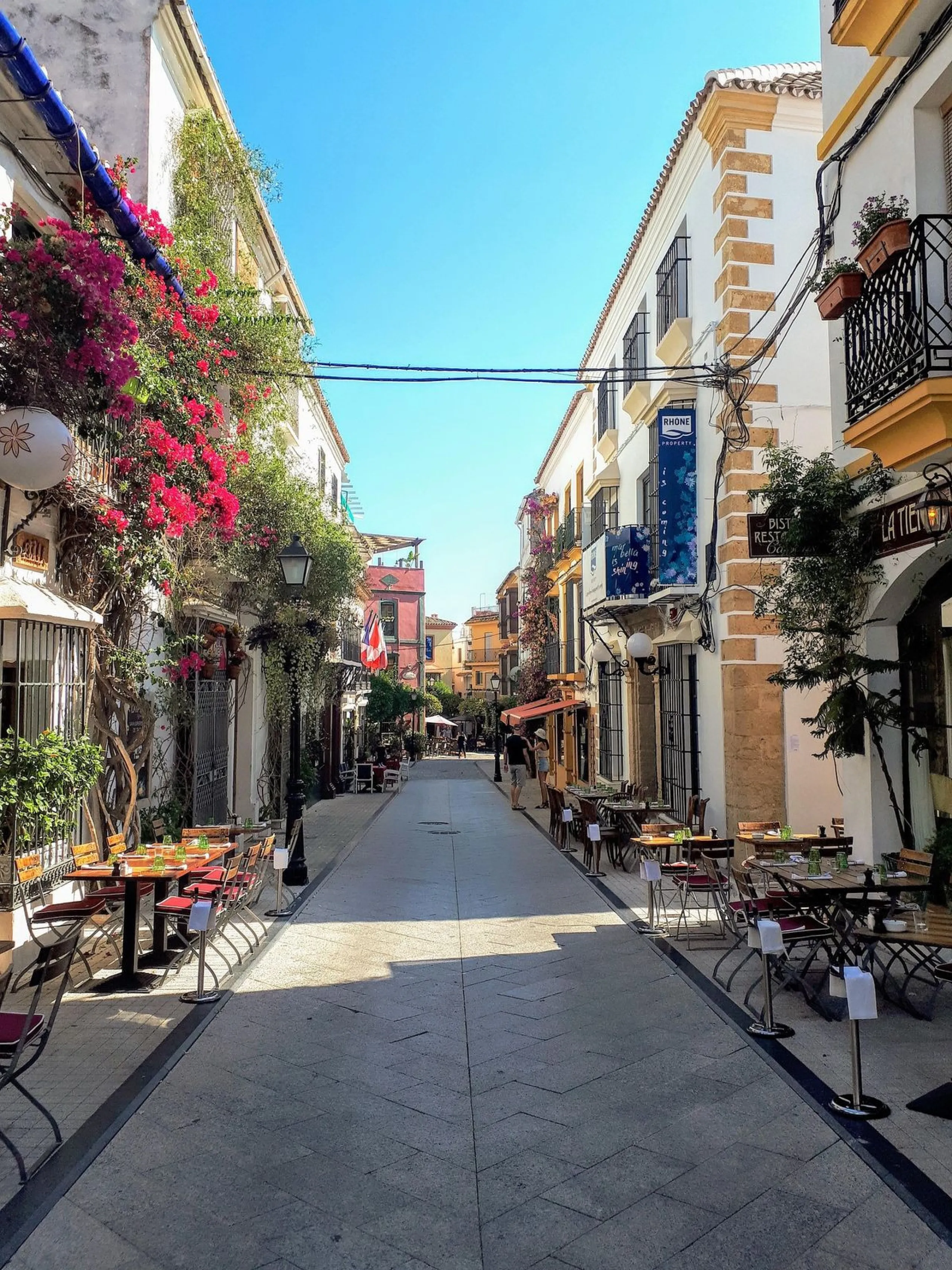 BUILDING PLOT FOR SALE IN THE CENTRE OF MARBELLA WITH URBANISTIC PROJECT!