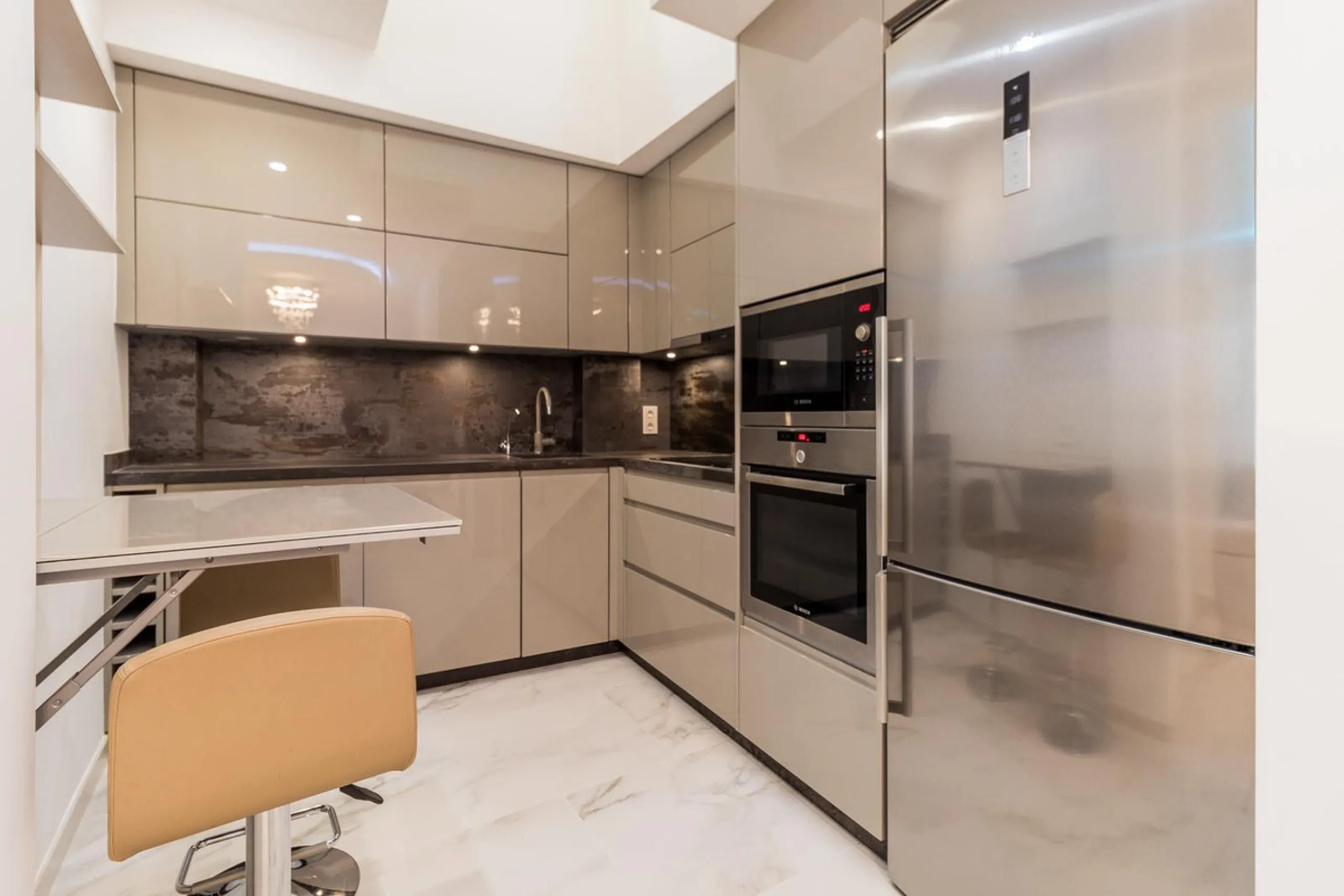Stunningly Refurbished 250m² Townhouse in the Heart of Estepona's Old Town