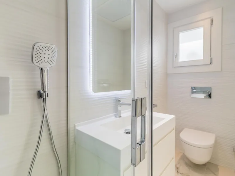 Stunningly Refurbished 250m² Townhouse in the Heart of Estepona's Old Town