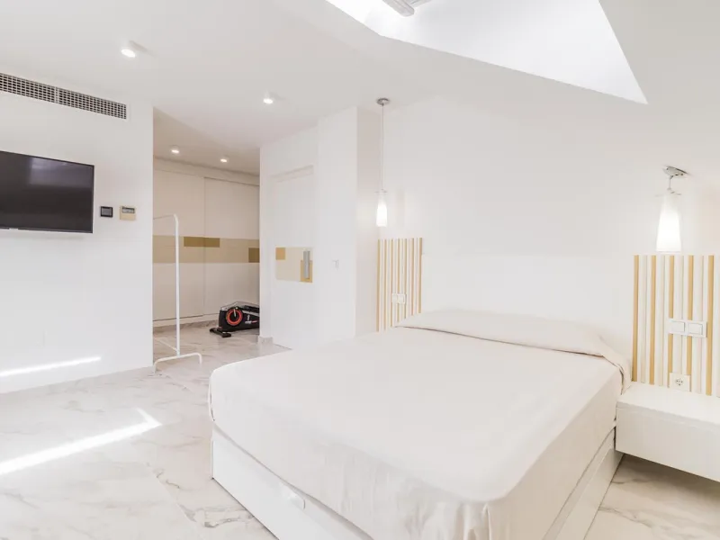 Stunningly Refurbished 250m² Townhouse in the Heart of Estepona's Old Town