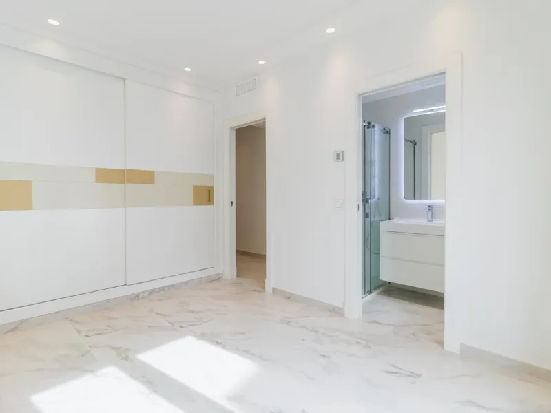 Stunningly Refurbished 250m² Townhouse in the Heart of Estepona's Old Town