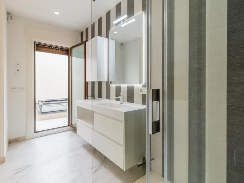 Stunningly Refurbished 250m² Townhouse in the Heart of Estepona's Old Town