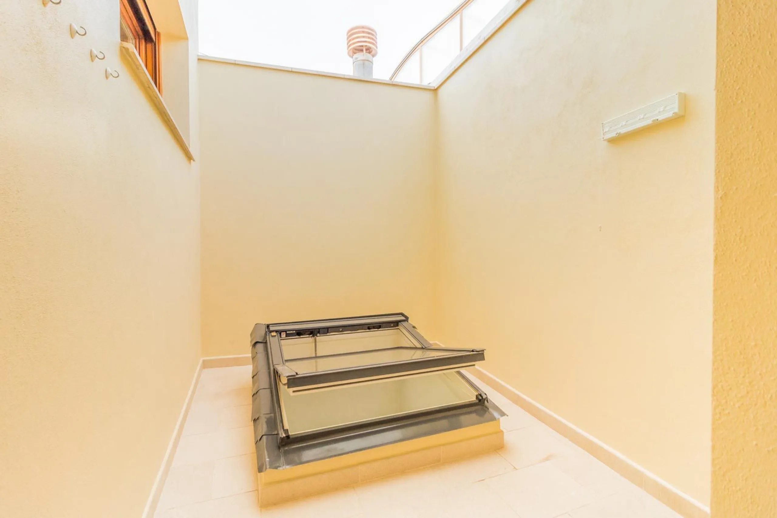 Stunningly Refurbished 250m² Townhouse in the Heart of Estepona's Old Town