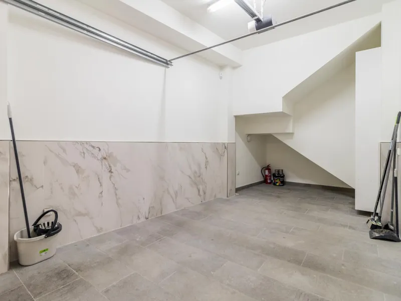 Stunningly Refurbished 250m² Townhouse in the Heart of Estepona's Old Town