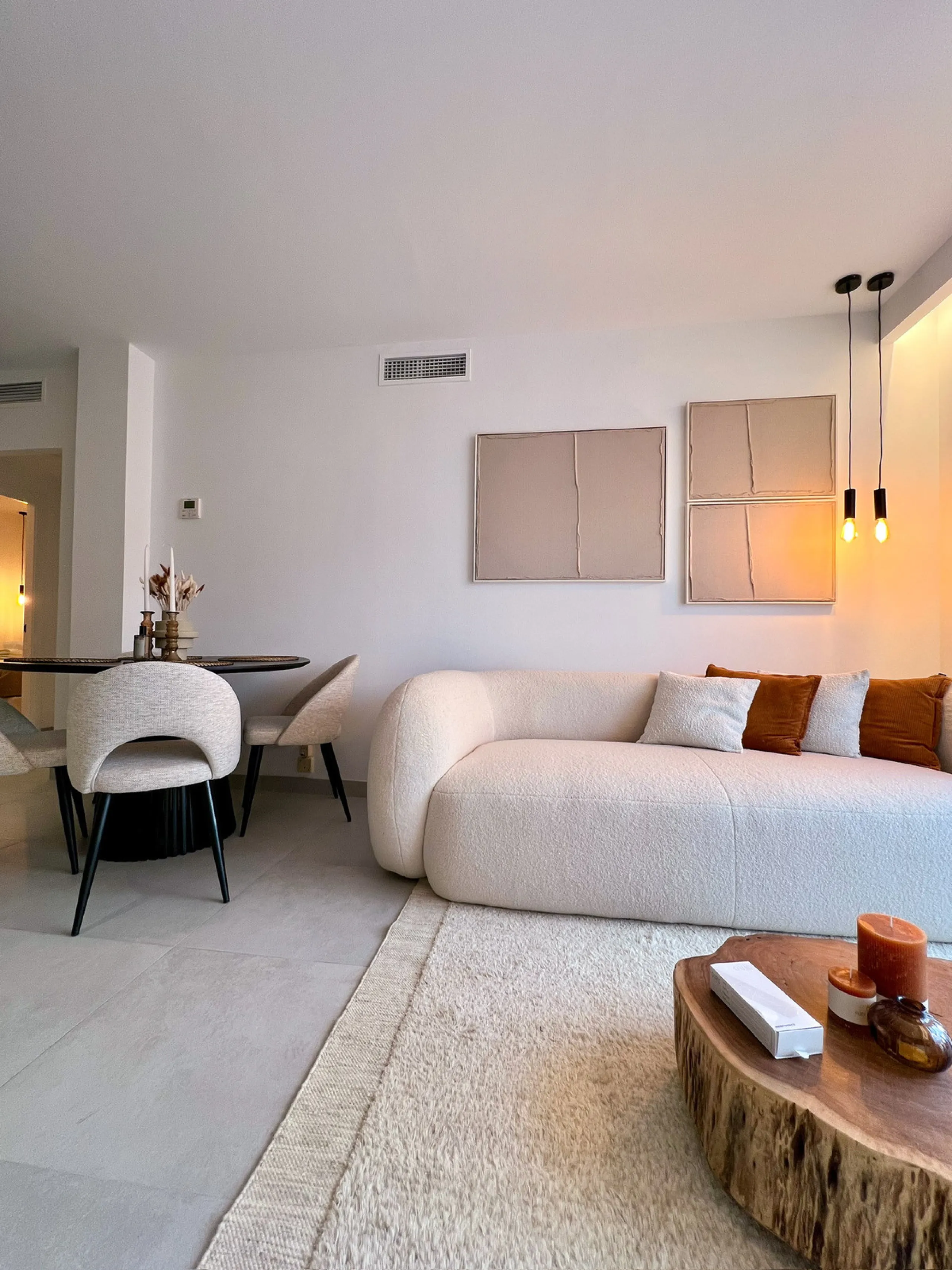 Exceptional Penthouse with roof top solarium: Unmatched Luxury with High Rental Income Potential