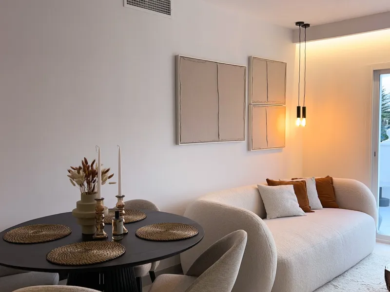 Exceptional Penthouse with roof top solarium: Unmatched Luxury with High Rental Income Potential
