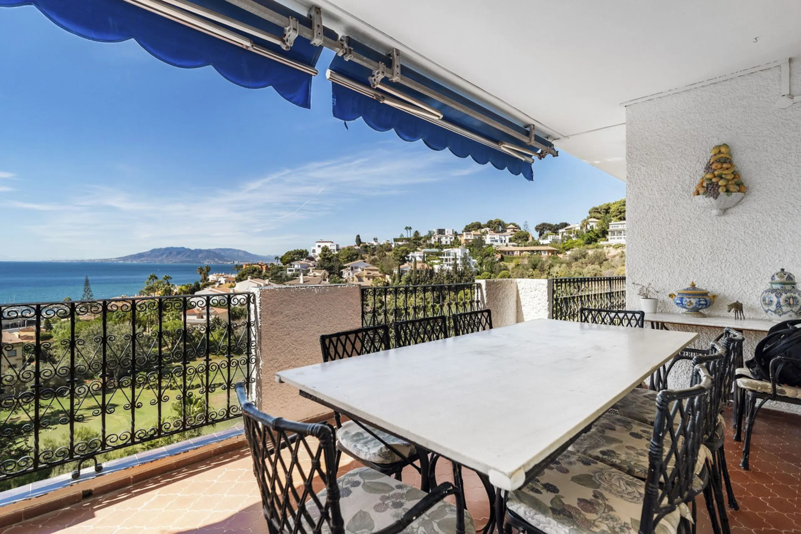 Exclusive property in El Candado, Malaga.