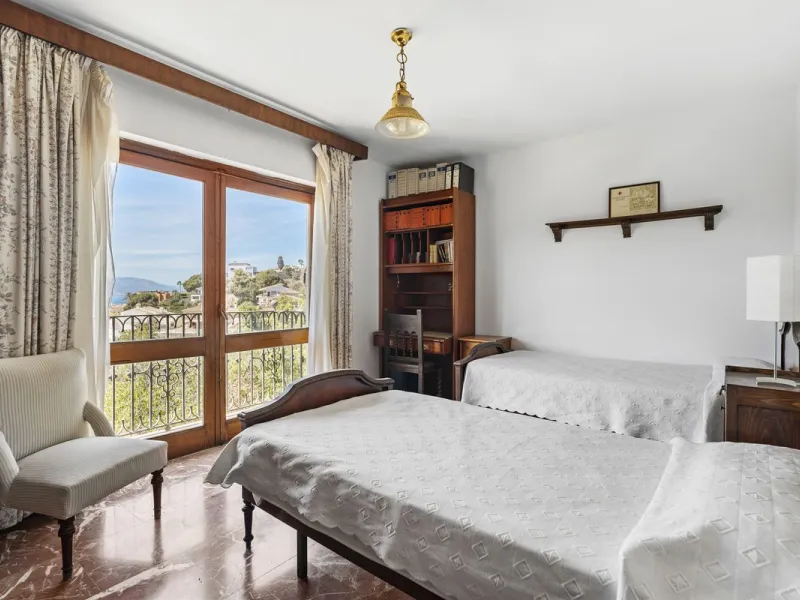 Exclusive property in El Candado, Malaga.
