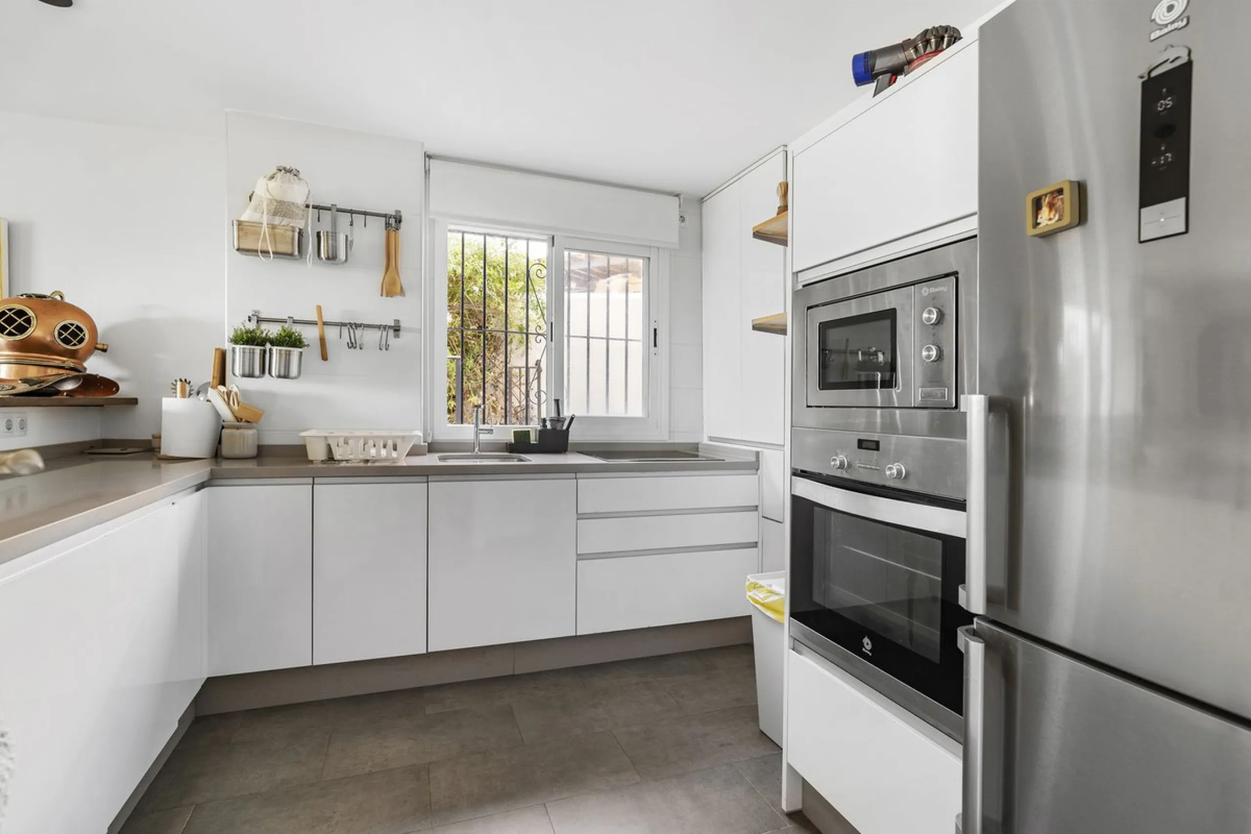Exclusive property in El Candado, Malaga.