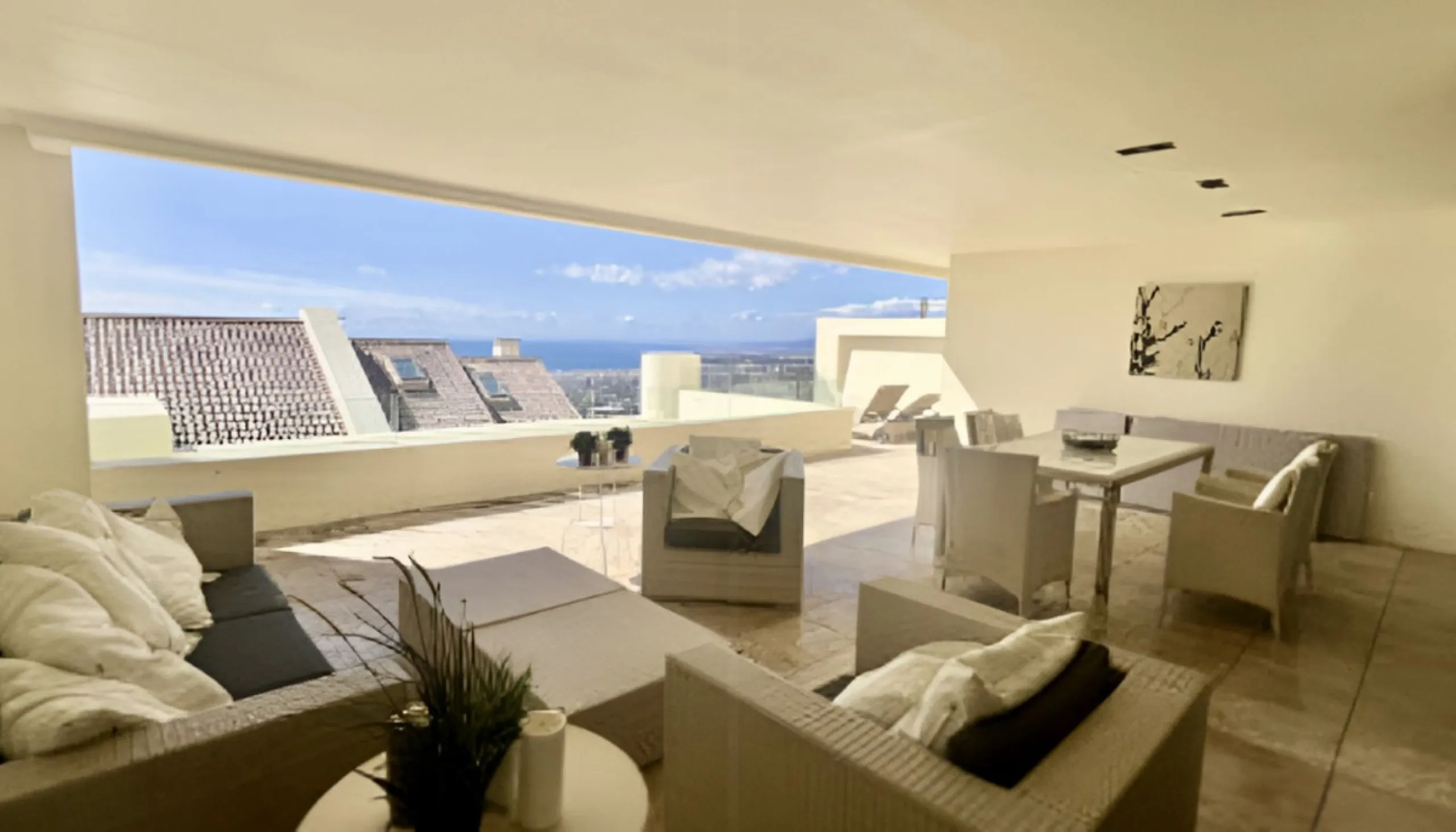 Two-Bedroom Apartment in Los Altos de Marbella