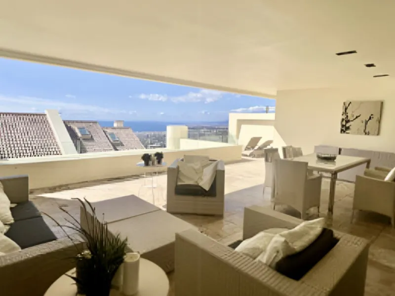 Two-Bedroom Apartment in Los Altos de Marbella