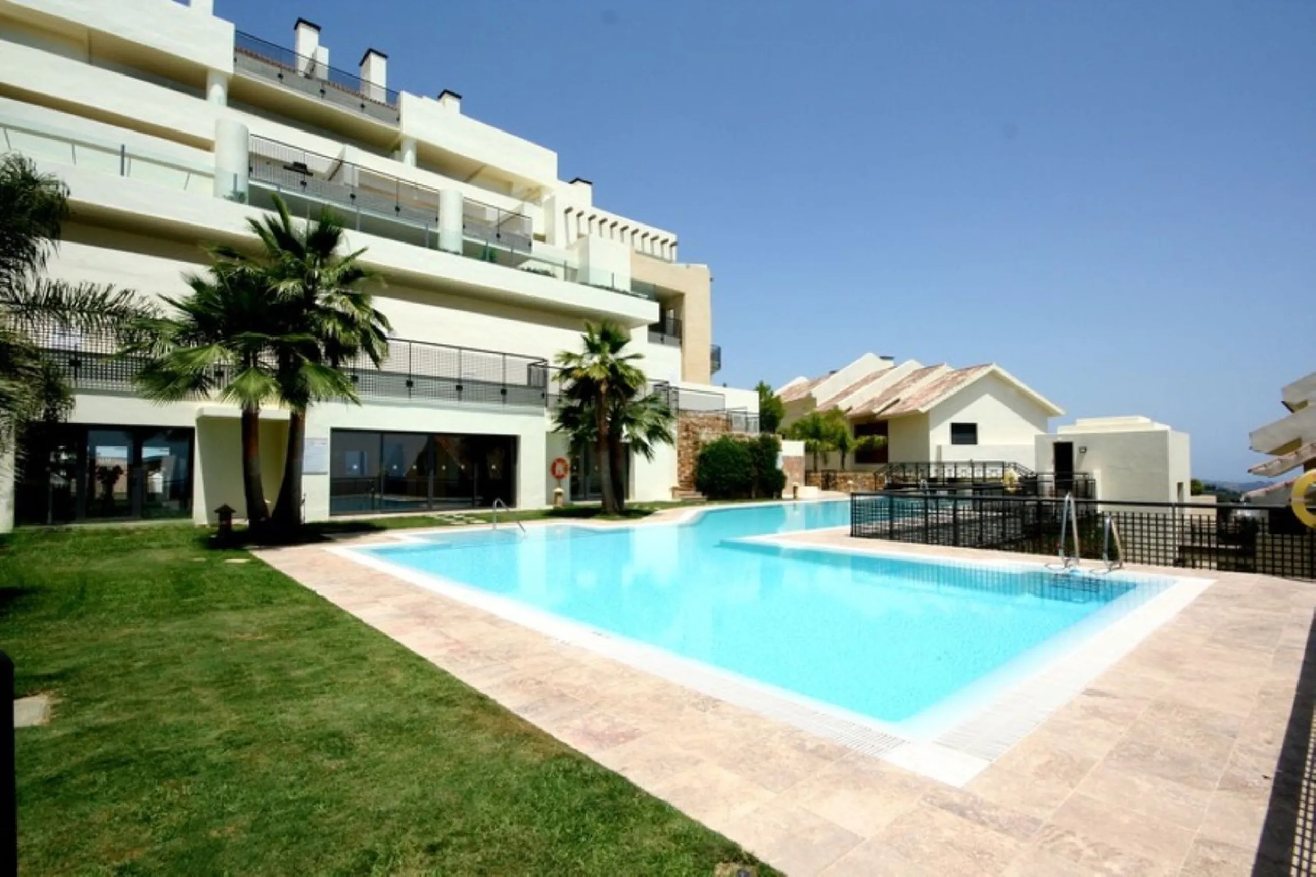Two-Bedroom Apartment in Los Altos de Marbella