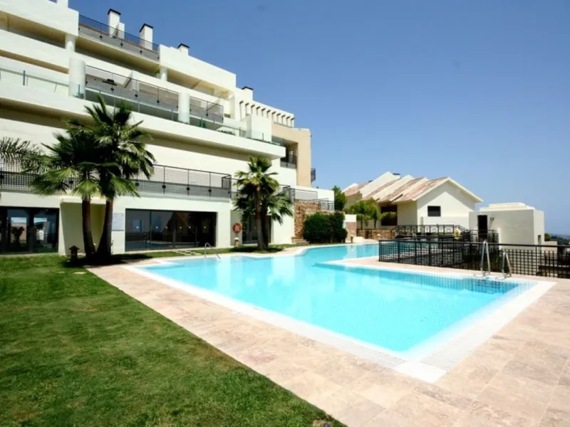 Two-Bedroom Apartment in Los Altos de Marbella