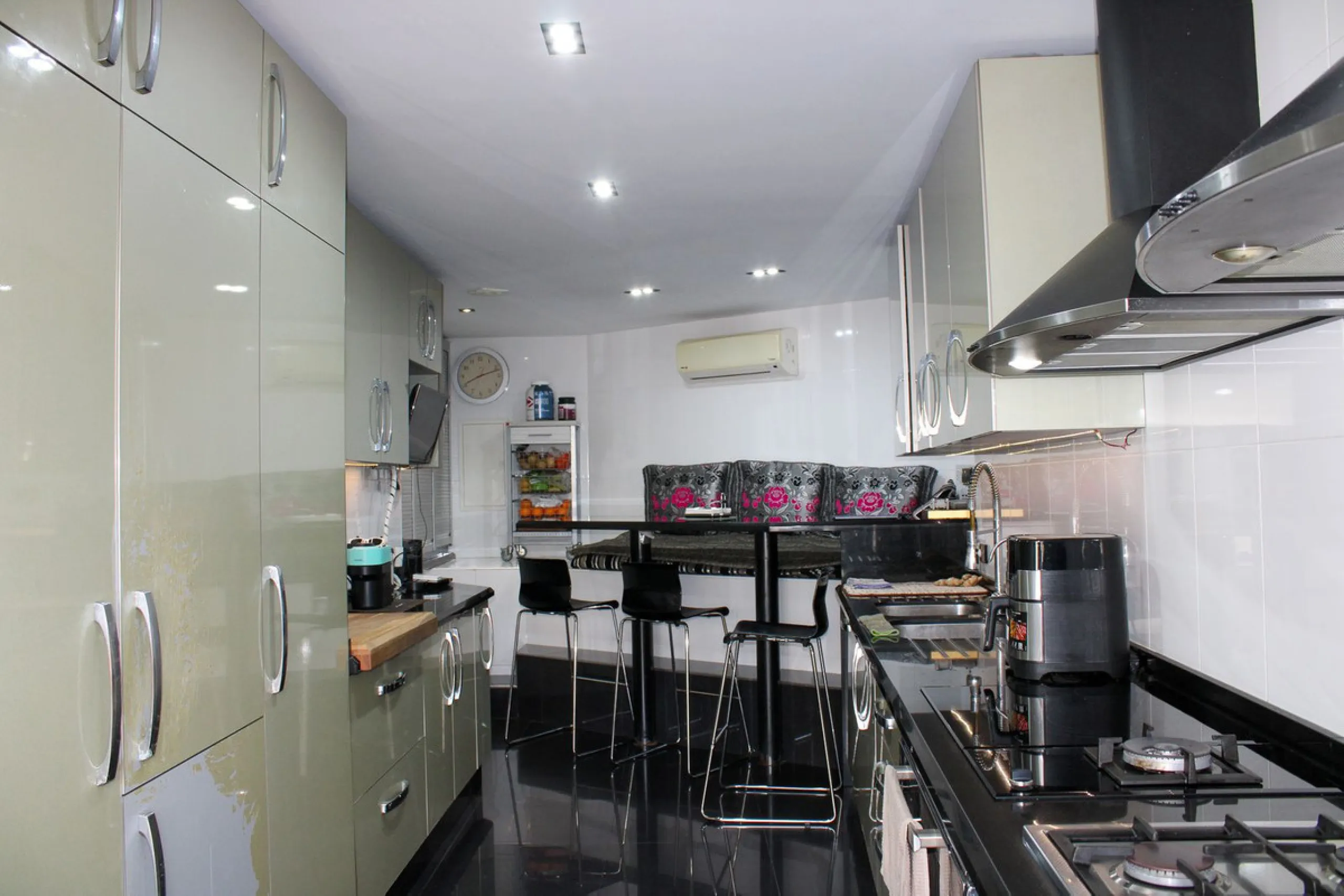 Spacious Exclusive pool villa in La Noria, Nerja.