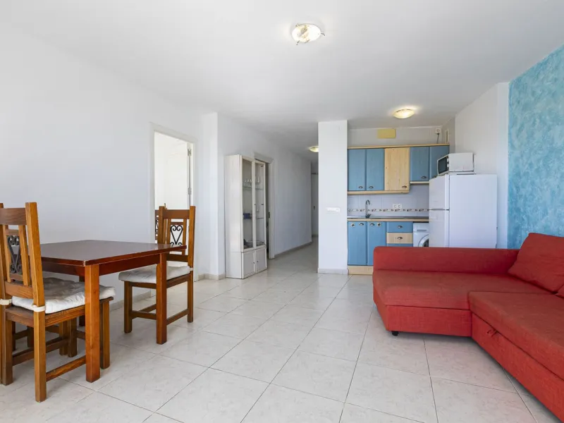 Exceptional apartment on the beachfront with spectacular sea views.