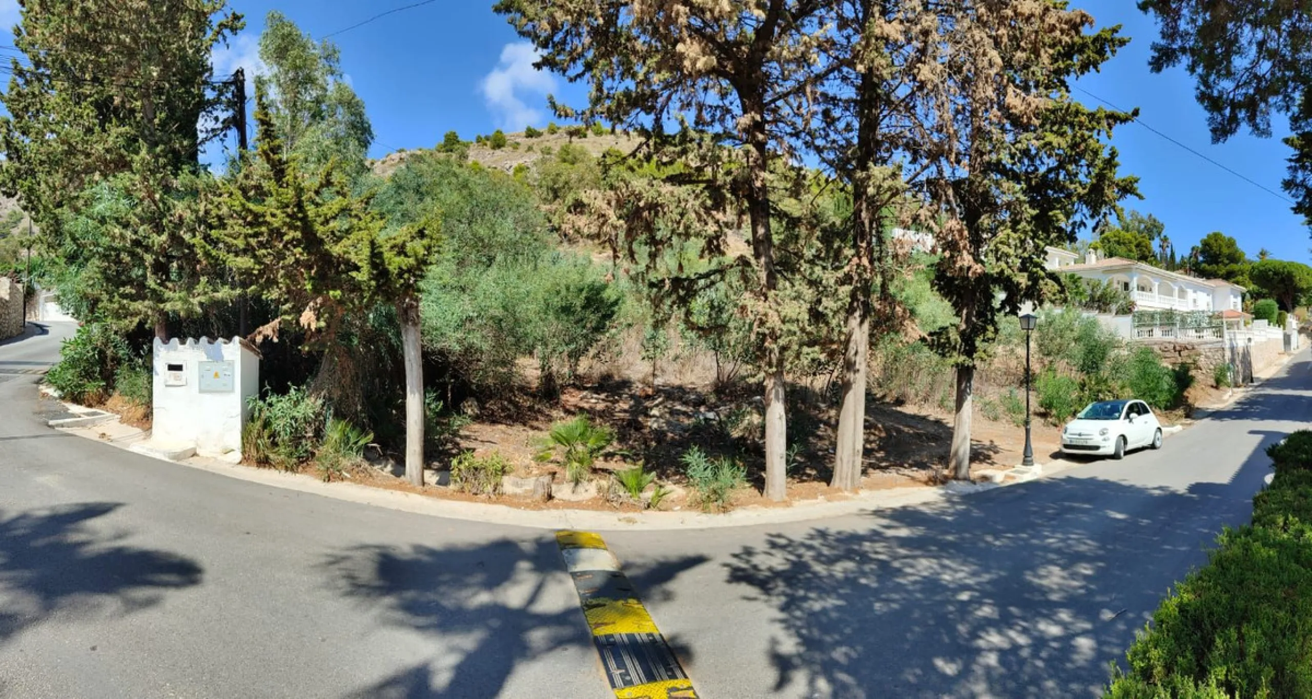Plot - Residential Plot в продаже в Benalmadena, Málaga. Площадь участка 1768 м²