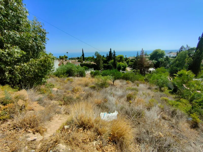 Plot - Residential Plot в продаже в Benalmadena, Málaga. Площадь участка 1768 м²