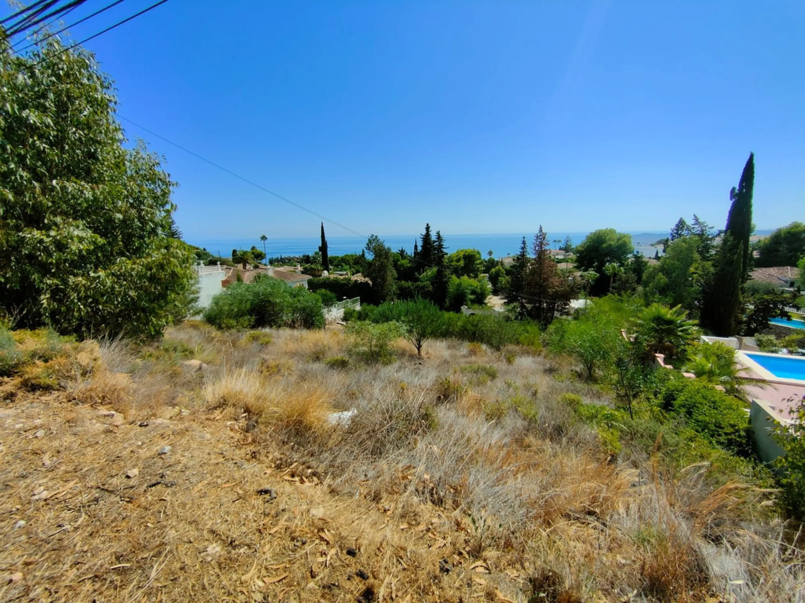 Plot - Residential Plot в продаже в Benalmadena, Málaga. Площадь участка 1768 м²