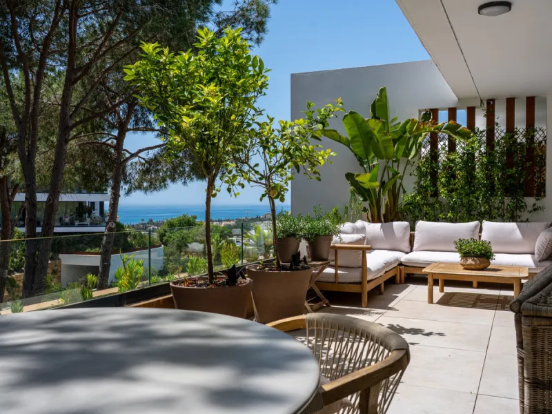 Apartment - Penthouse Duplex в продаже в Marbella, Málaga. В доме 3 спален и 3 ванных комнат. Площадь дома 331 м²