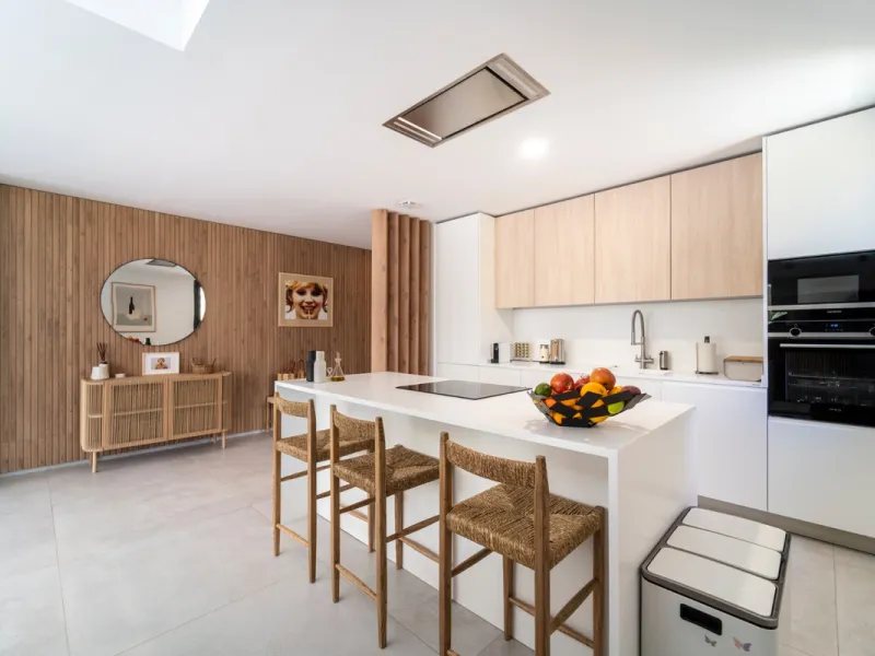 Apartment - Penthouse Duplex в продаже в Marbella, Málaga. В доме 3 спален и 3 ванных комнат. Площадь дома 331 м²