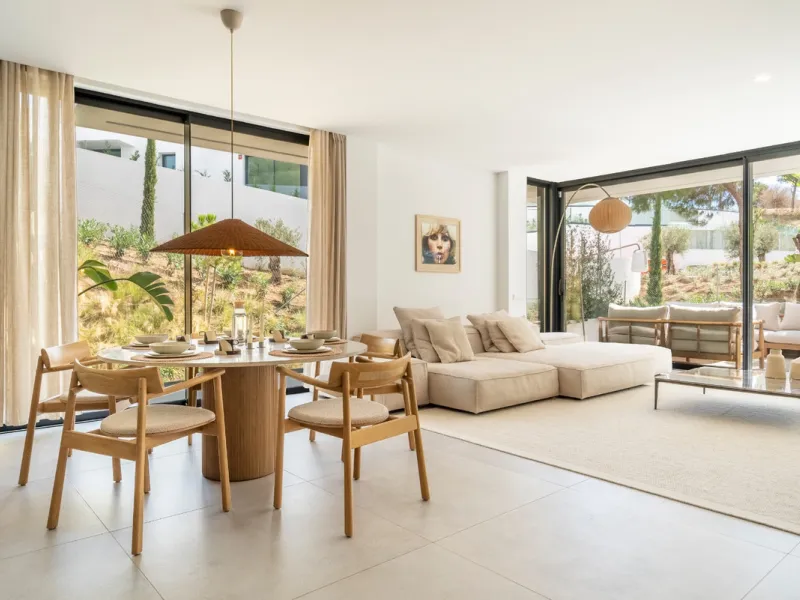 Apartment - Penthouse Duplex в продаже в Marbella, Málaga. В доме 3 спален и 3 ванных комнат. Площадь дома 331 м²