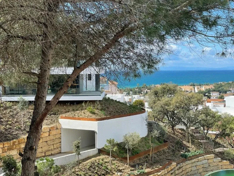 Apartment - Penthouse Duplex в продаже в Marbella, Málaga. В доме 3 спален и 3 ванных комнат. Площадь дома 331 м²