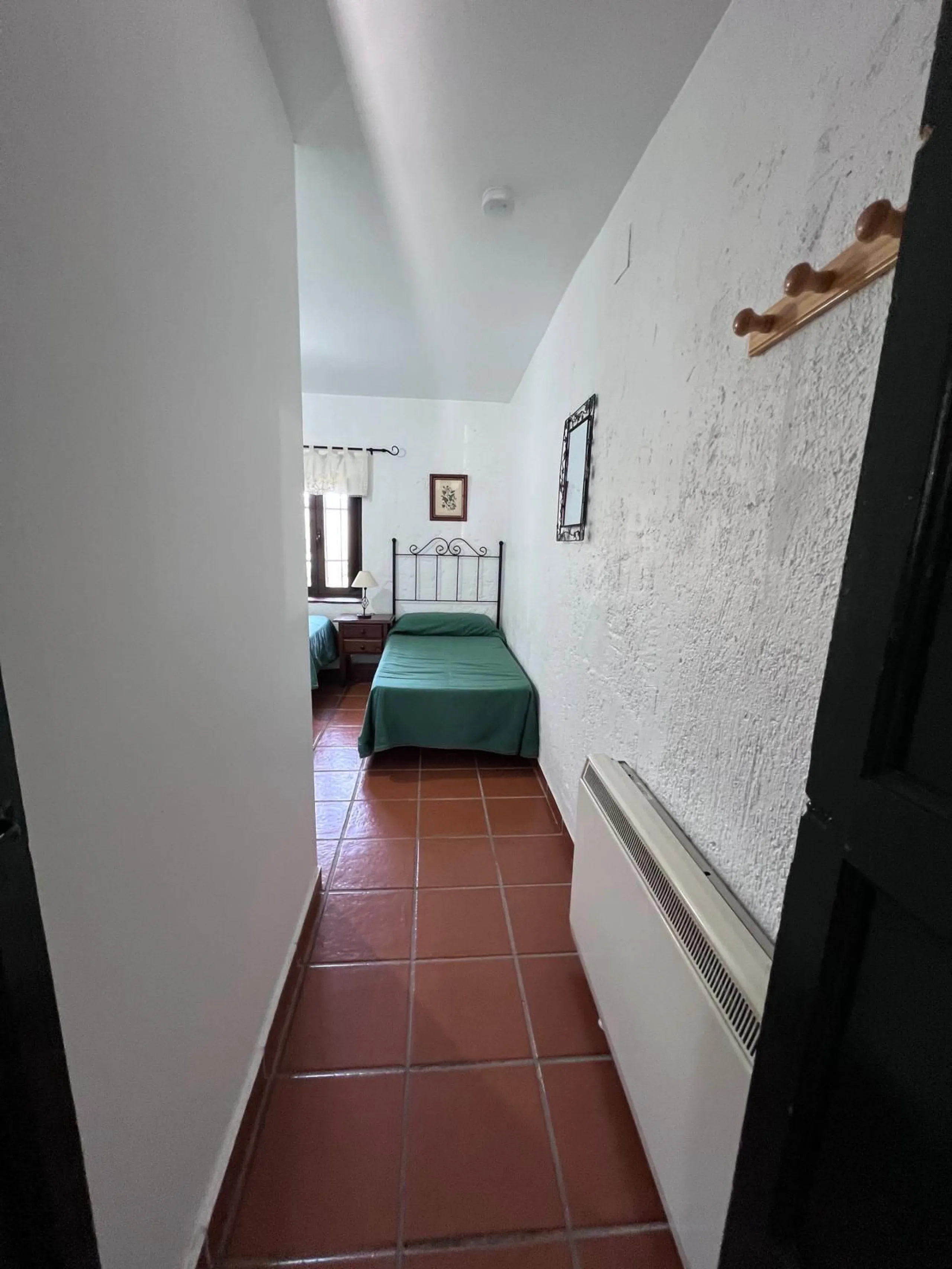 House - Finca - Cortijo в продаже в Ronda, Málaga. В доме 6 спален и 2 ванных комнат. Площадь дома 200 м². Площадь участка 100000 м²