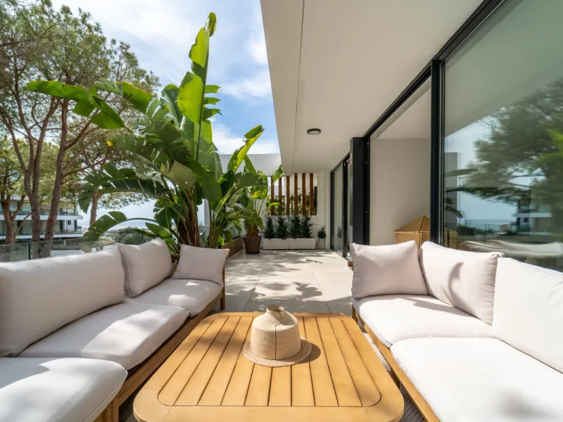Apartment - Penthouse Duplex в продаже в Marbella, Málaga. В доме 3 спален и 3 ванных комнат. Площадь дома 331 м²