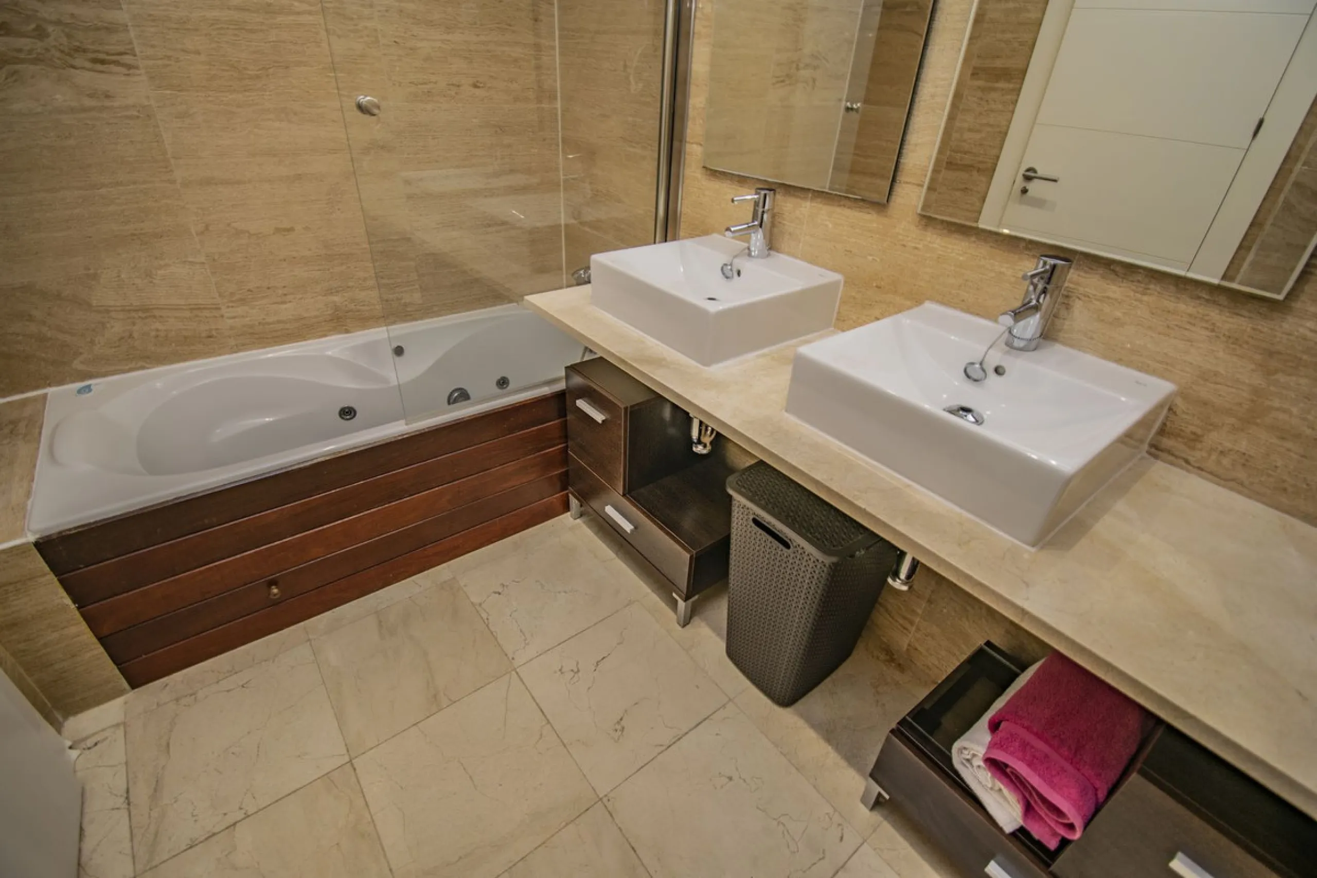 FANTASTIC PROPERTY IN THE EXCLUSIVE AREA OF LOS FLAMINGOS