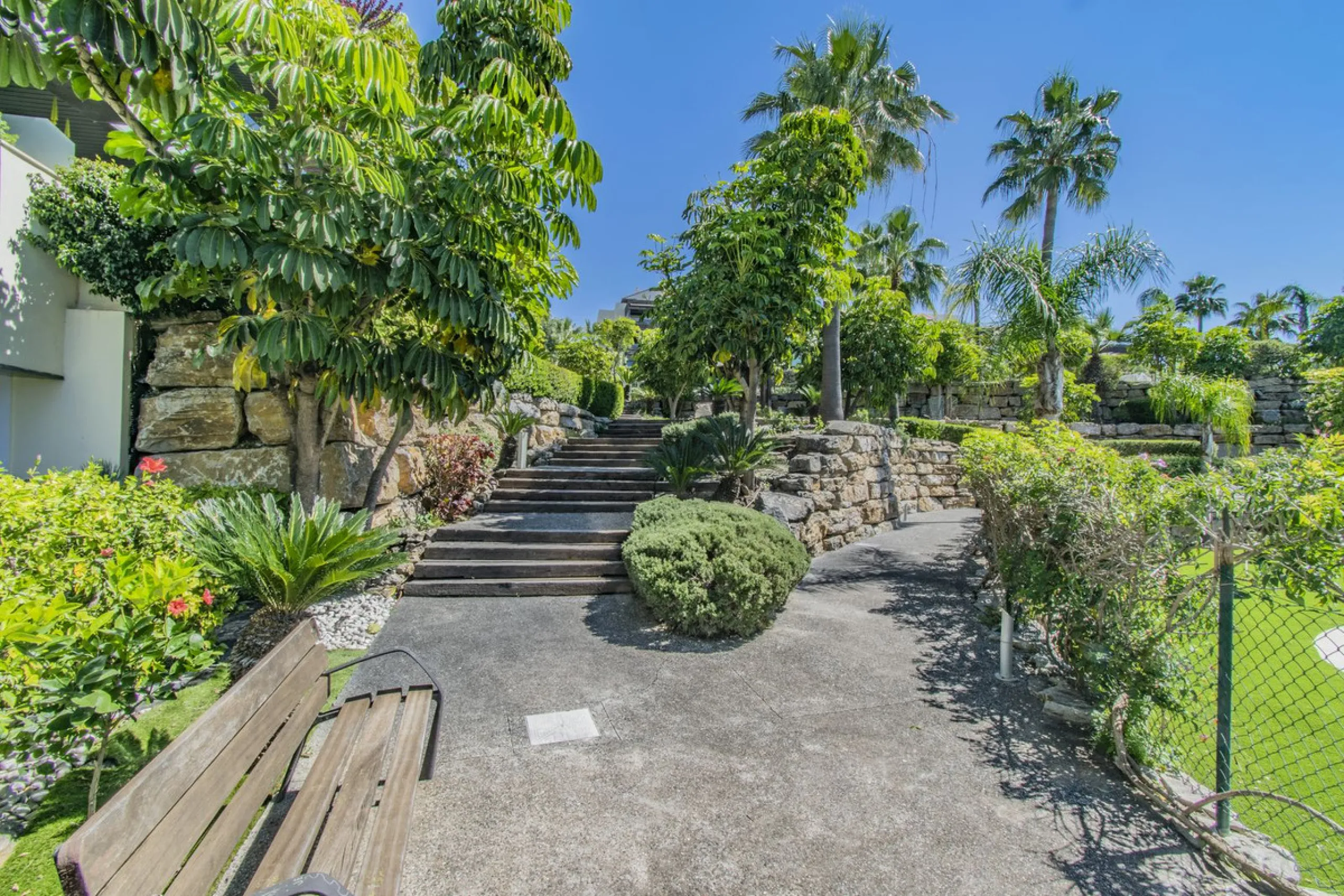 FANTASTIC PROPERTY IN THE EXCLUSIVE AREA OF LOS FLAMINGOS
