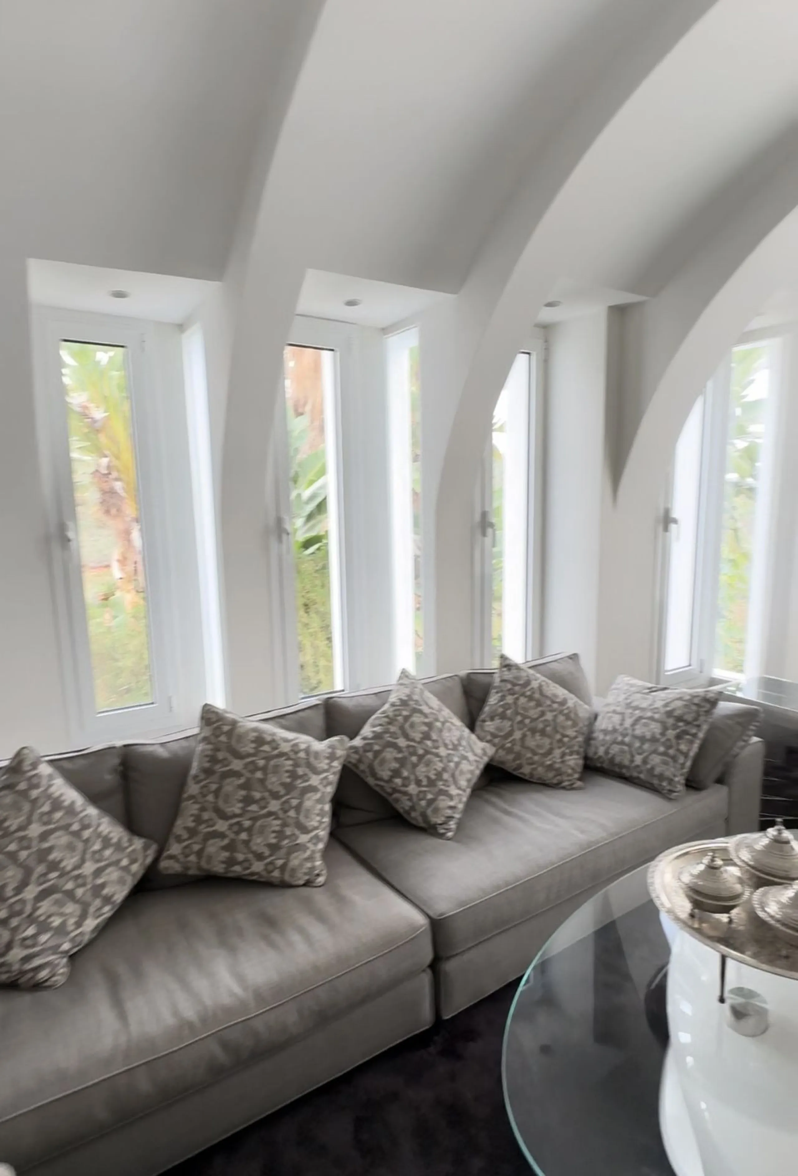 For Sale: Elegant Fully Renovated Townhouse near Puente Romano