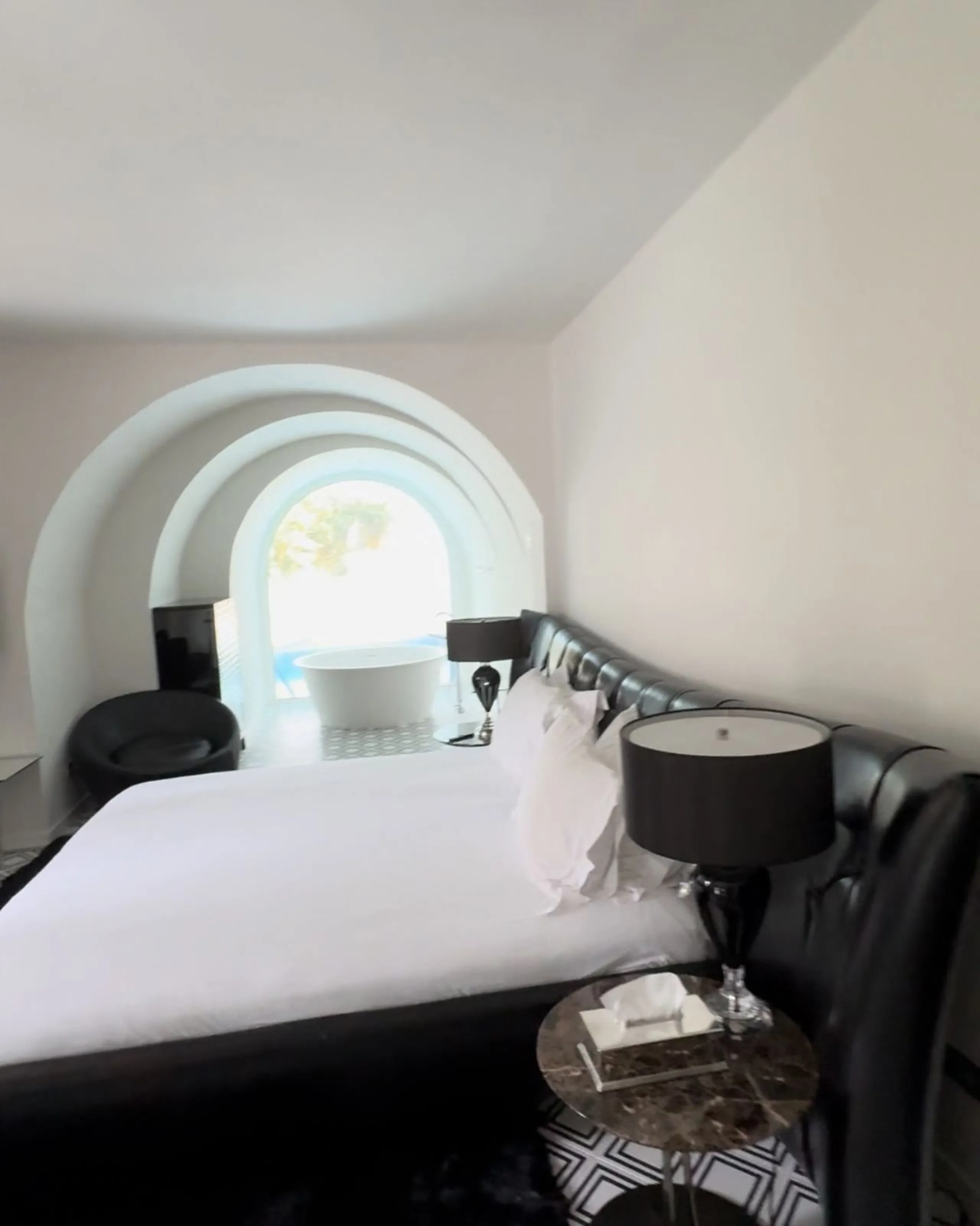 For Sale: Elegant Fully Renovated Townhouse near Puente Romano