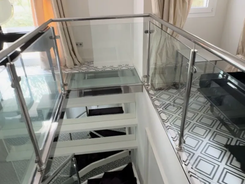 For Sale: Elegant Fully Renovated Townhouse near Puente Romano
