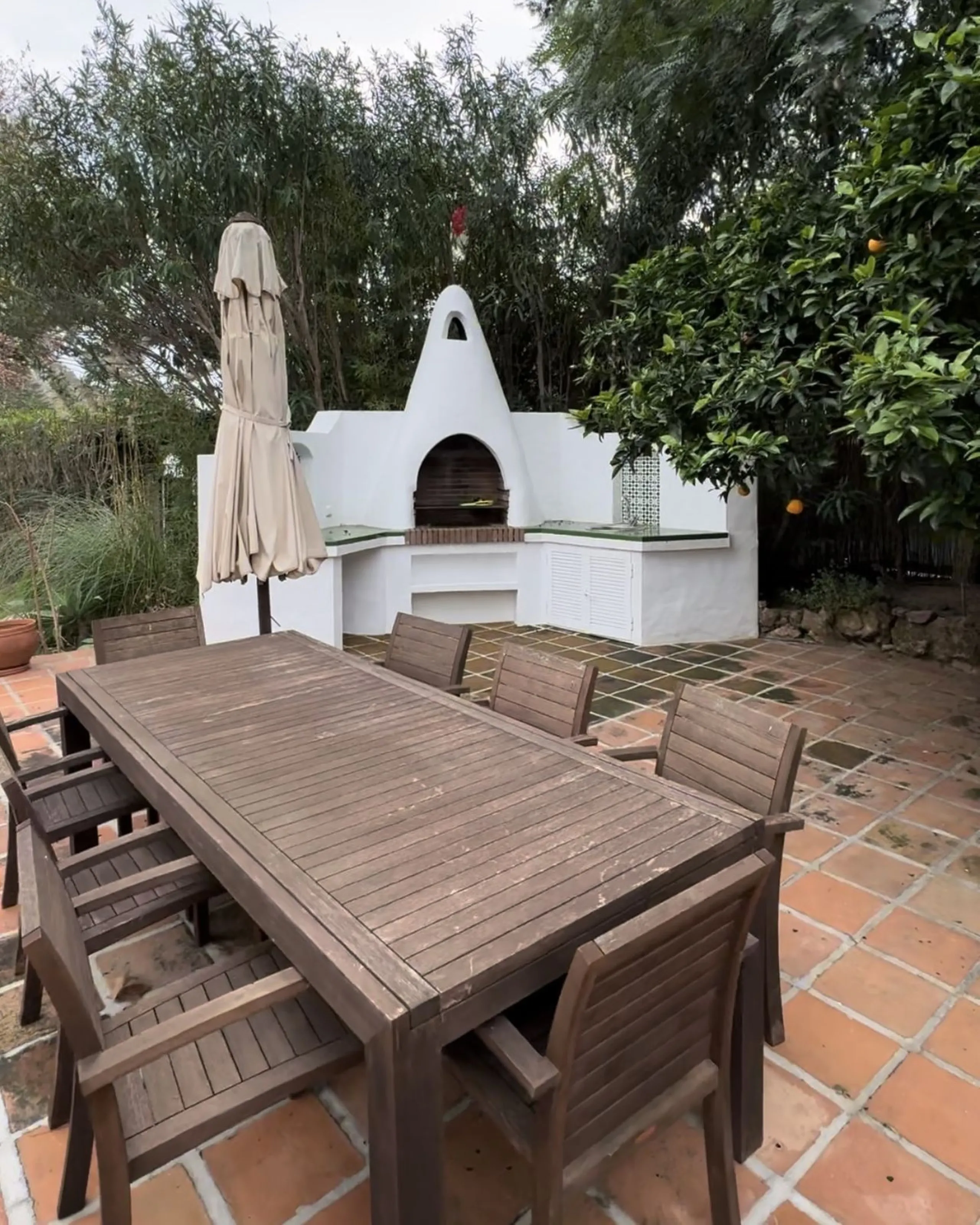For Sale: Elegant Fully Renovated Townhouse near Puente Romano